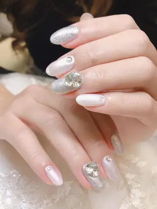 ネイル Flowerネイルサロン所属・. yukiのネイルデザイン