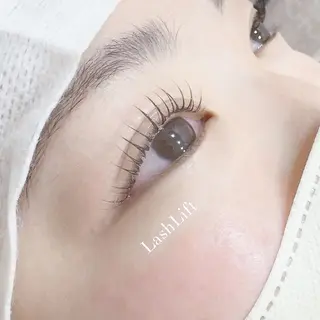 マツエク・マツパ ラブニールハトル ✲*゚市川の眉毛・アイブロウイメージ