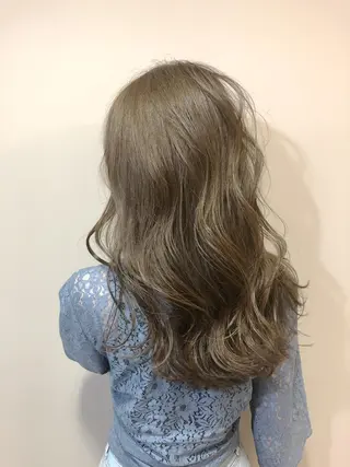 ミディアム 小顔カット✨ 透明感カラー/村上のヘアスタイル