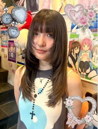 ロング 山本 侑茉のヘアスタイル