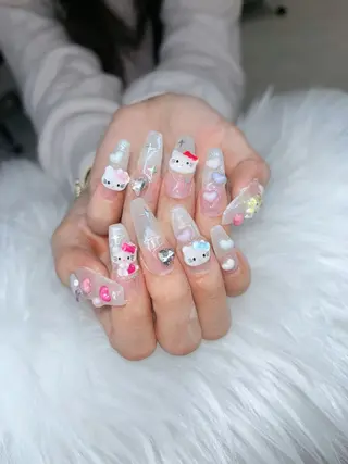 ネイル VIERU YURIのネイルデザイン