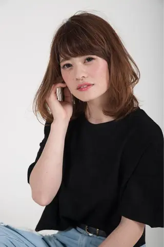 ミディアム カラー Link. 中村真穂のマツエク・マツパデザイン