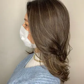 ミディアム 🌷横浜/レイヤー /艶カラー🌷のヘアスタイル