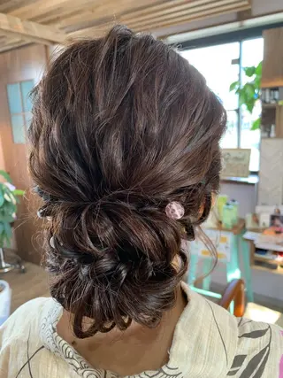 ヘアアレンジ B-rilliant ビーリリアント所属・今井 里美のヘアスタイル