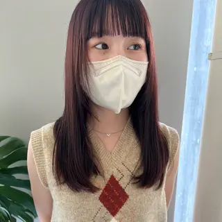 セミロング 岩井 愛生のヘアスタイル