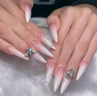 ネイル REI レイのネイルデザイン