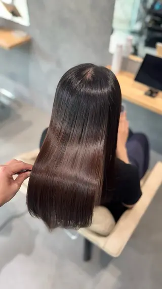 ロング shinka　omotesando所属・ブリーチ縮毛矯正 /髪質改善/タイチのヘアスタイル