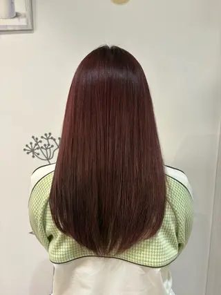 ロング カラー トップ スタイリストのヘアスタイル