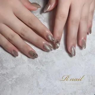 ネイル R nailのネイルデザイン