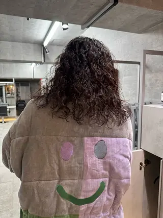 セミロング パーマ 表参道/中明度カラー /レイヤー/Youのヘアスタイル