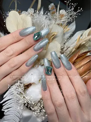ネイル M🌷nail 長さだし専門店のネイルデザイン