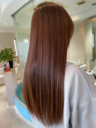 ロング muze所属・髪質改善/酸性ストレ ート/ブリーチ縮毛のヘアスタイル