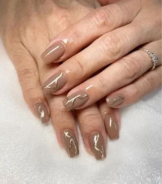 ミディアム ネイル MALCAnail(マルカネイル)所属・荒木 莉奈のネイルデザイン