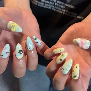 ミディアム こゆび /中崎町ネイル🌟のネイルデザイン