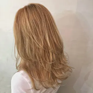 ロング カラー ヘアアレンジ SNSで大バズり‼️ 欧米風ヘア大ヒット中のヘアスタイル