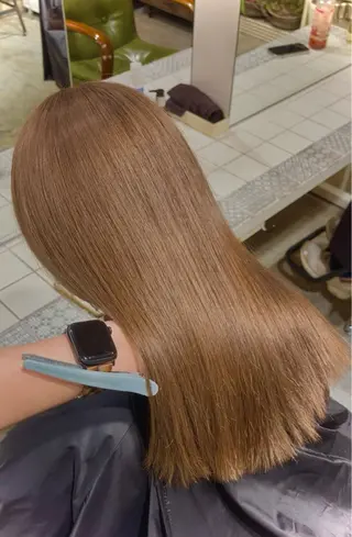 ミディアム カラー ヘアアレンジ 菅宮 皐のヘアスタイル