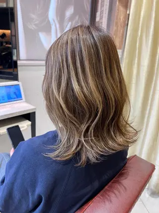 セミロング カラー ヘアケアサロン MAIN[メイン]のヘアスタイル