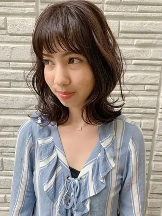 ミディアム カラー 柔らかブラウン/顔周 りレイヤー♡ユウシのヘアスタイル