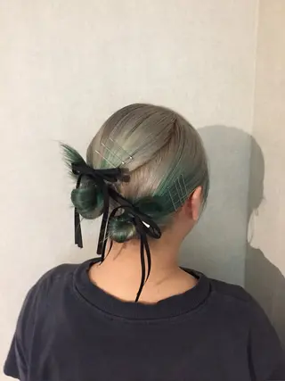 limitみづき🌙 ブリーチカラーのヘアスタイル