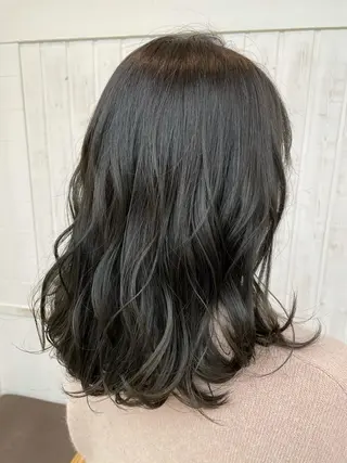 ミディアム カラー 前髪顔周り✂️店長 ❤️アマミヤ❤️のヘアスタイル