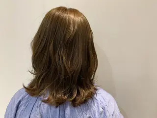 ミディアム カラー 高橋友里亜 /フリーランスのヘアスタイル