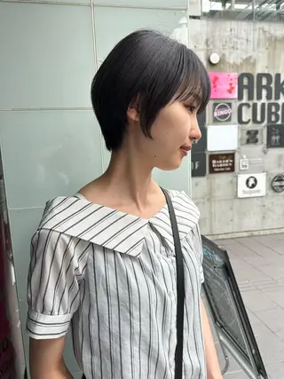 ショート カラー ヘアアレンジ yuuto🌈 冬の透け感カラーのヘアスタイル