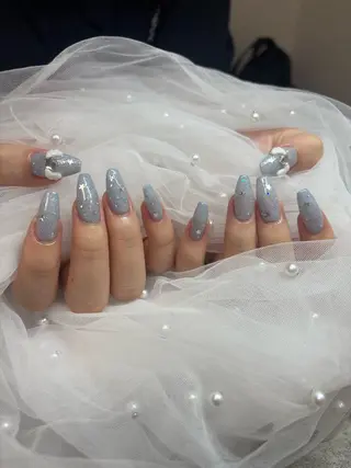 ネイル 黒須莉奈 IRYのネイルデザイン