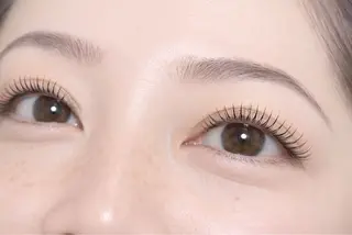 マツエク・マツパ 眉毛•まつげサロン　MoveOn   府中所属・MoveOn salonのマツエク・マツパデザイン