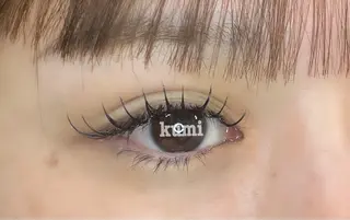 マツエク・マツパ ザアイブロウ新宿所属・ku miのマツエク・マツパデザイン