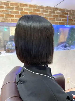 ミディアム ぷつっと/レイヤー MANAMI🪿🤍のヘアスタイル