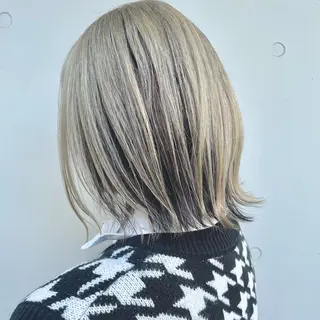 ミディアム カラー もにか🌞原宿/渋谷 🌝ブリーチカラーのヘアスタイル