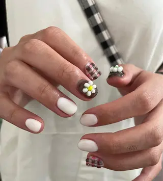 ネイル kiii.__ ✴︎*のネイルデザイン