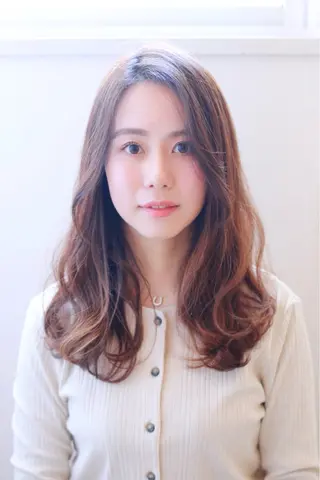 ロング 骨格/顔型/パーソナ ルカラー診断/中野のヘアスタイル