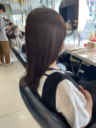 セミロング 超透明感カラー🦋韓 国羽エクステ🪽🫧のヘアスタイル