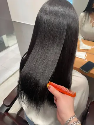 ミディアム カラー ヘアアレンジ アイブロウ ミニボブ/ブリーチ 🌈MISATOのヘアスタイル