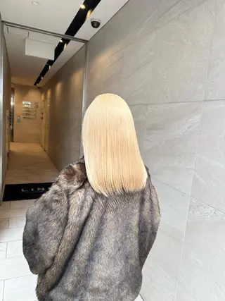 セミロング 梅田/茶屋町/ハイト ーン/kizunaのヘアスタイル