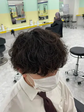 ミディアム パーマ ヘアアレンジ メンズ 艶カラー の達人のヘアスタイル