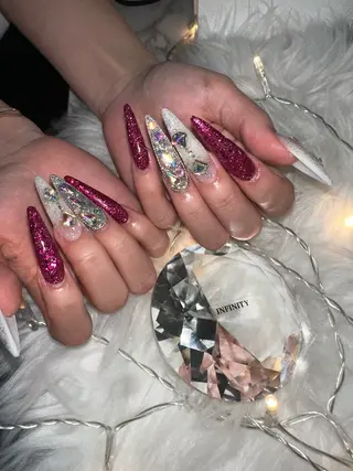 ネイル INFINITY所属・INFINITY nailのネイルデザイン