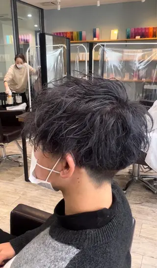 ショート カラー パーマ ヘアアレンジ メンズ キッズ ネイル マツエク・マツパ アイブロウ MODEK's西宮店 マネージャー神道有基のヘアスタイル
