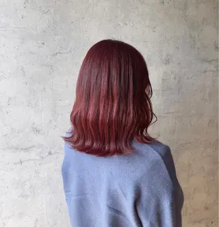 ミディアム カラー 唐澤 千尋のヘアスタイル