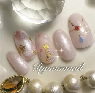 ネイル Ryononnail(リョノンネイル)所属・Ryononnail 上谷典子のネイルデザイン