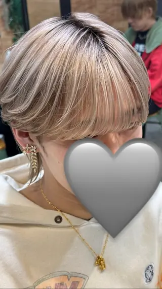 ショート カラー ヘアアレンジ CREST所属・谷口 怜音のヘアスタイル