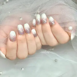 ミディアム Erina Sのネイルデザイン