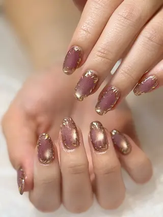 ネイル nailsalon moe.所属・yume 大人ガーリーネイルのネイルデザイン