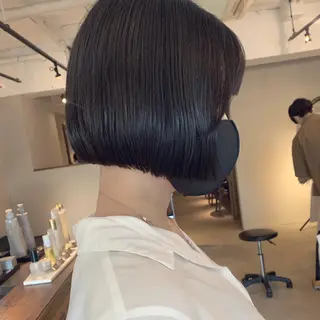 ショート カラー 透明感/オリーブ/ グレージュ/YUKAのヘアスタイル