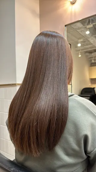 ロング ガレリアエレガンテ　サカエテン所属・田中俊　縮毛矯正 髪質改善のヘアスタイル