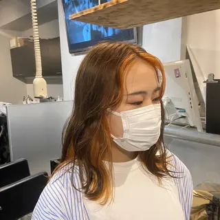 ミディアム カラー ウルフ/レイヤー/ ブリーチ/牧原歩夢のヘアスタイル