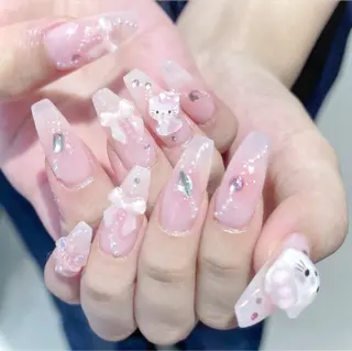 ネイル Hina 池袋 長だしチップ専門店のネイルデザイン