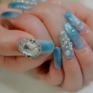 ネイル infinity skyのネイルデザイン