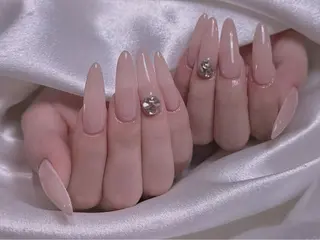 ネイル M2ネイルサロン【長さ出し&フィルイン導入店】所属・長さ出し専門店 RIRIのネイルデザイン